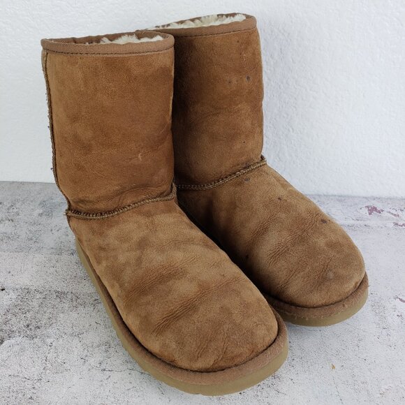 UGG Classic Midcalf Boots Brown Chestnut Comfort sz 6 Shearling Suede Sheepskin - Picture 3 of 15